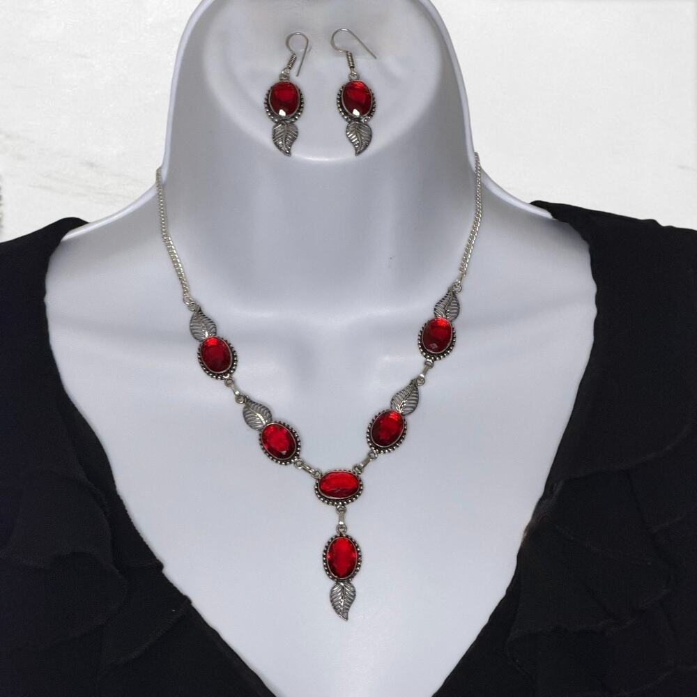 925 Sterling Silver Garnet Necklace Earrings Set Artisan Estate Leaf Dangle Red